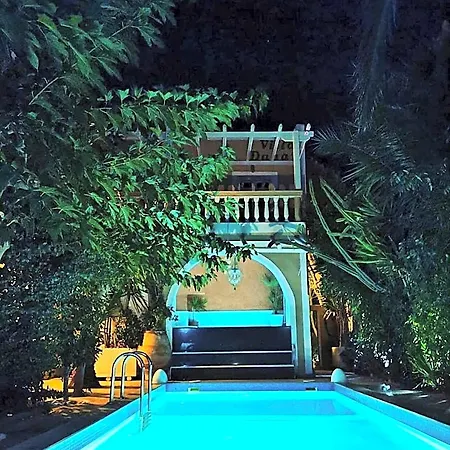 Danae Hotel Fira (Santorini)