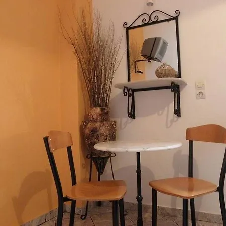 Danae Hotel 3*