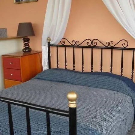 Danae Hotel