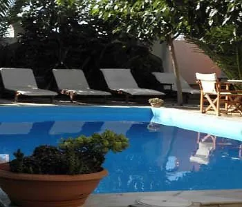 Danae Fira (Santorini)